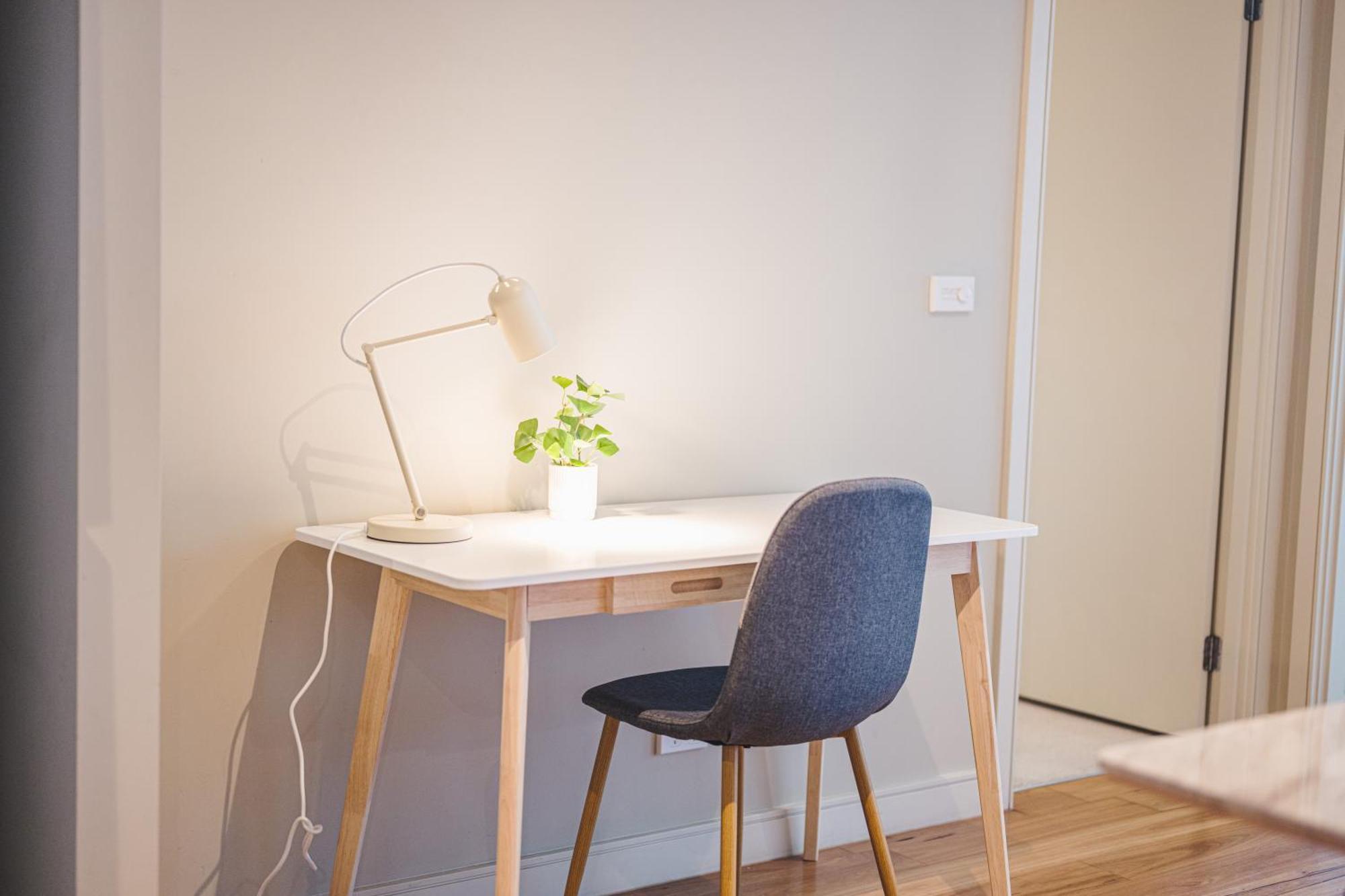 Molly'S Little Apartments Melbourne Room photo